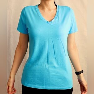 Lands’ End blue short sleeve V-neck T-shirt